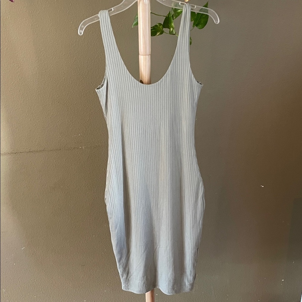 Heart & Hips Ribbed Midi Dress in Light Green